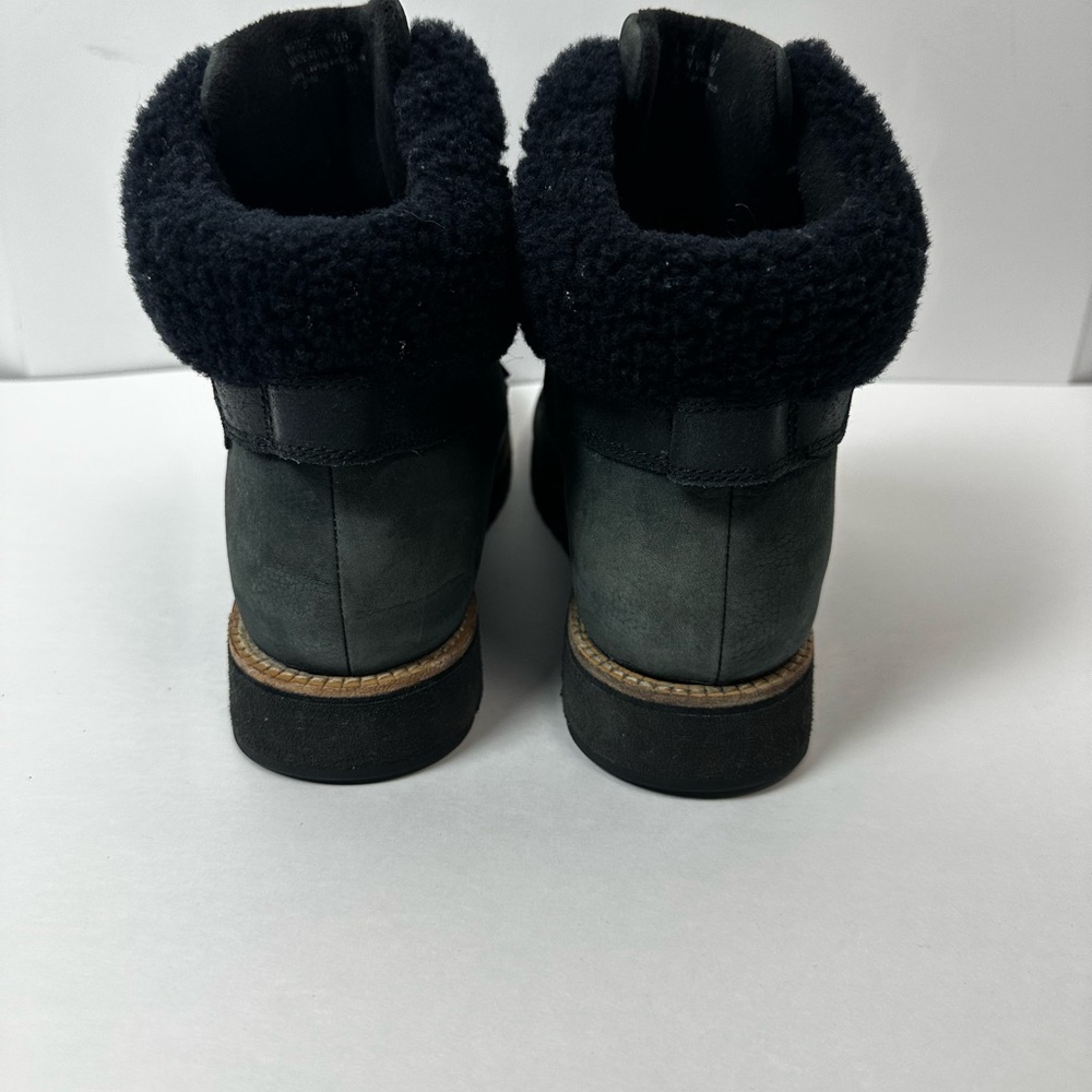 Cole Haan Black Shearling Trim Lace‑Up Winter Boots Size 8.5 B - Picture 5 of 13